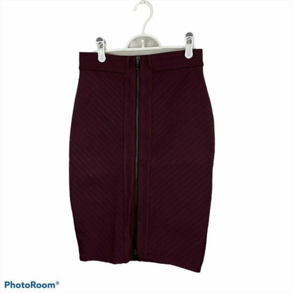 NWT YA‎ YA & CO. Red Zip Up Pencil Skirt